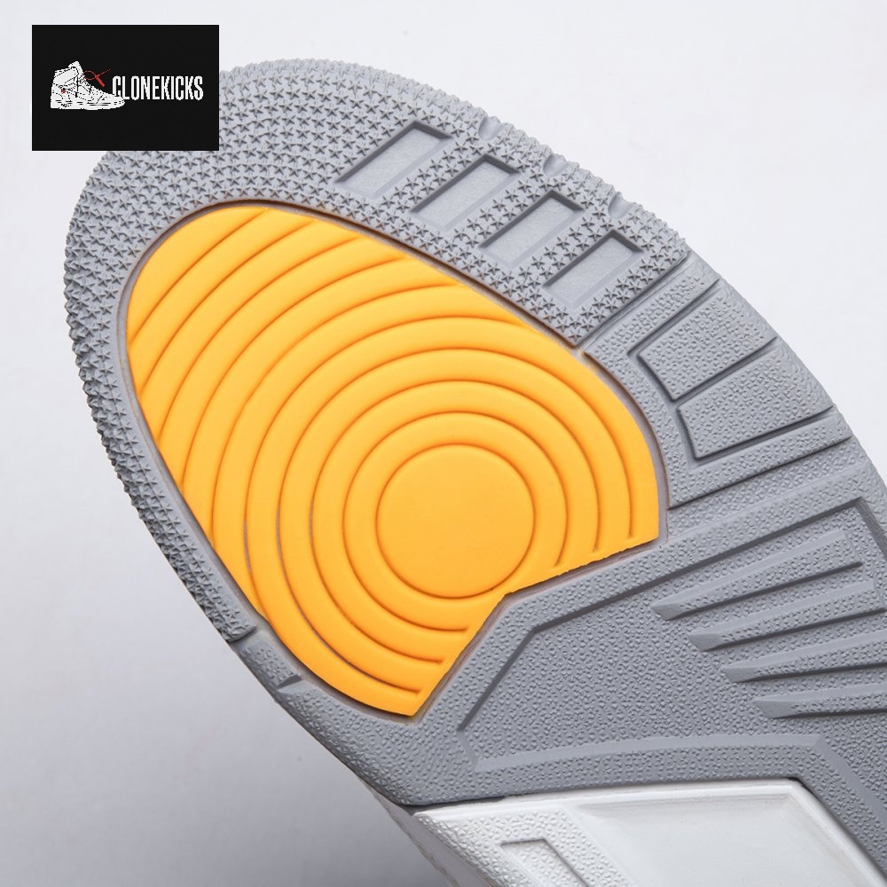 Air Jordan 3 Retro Laser Orange Men's - Image 4