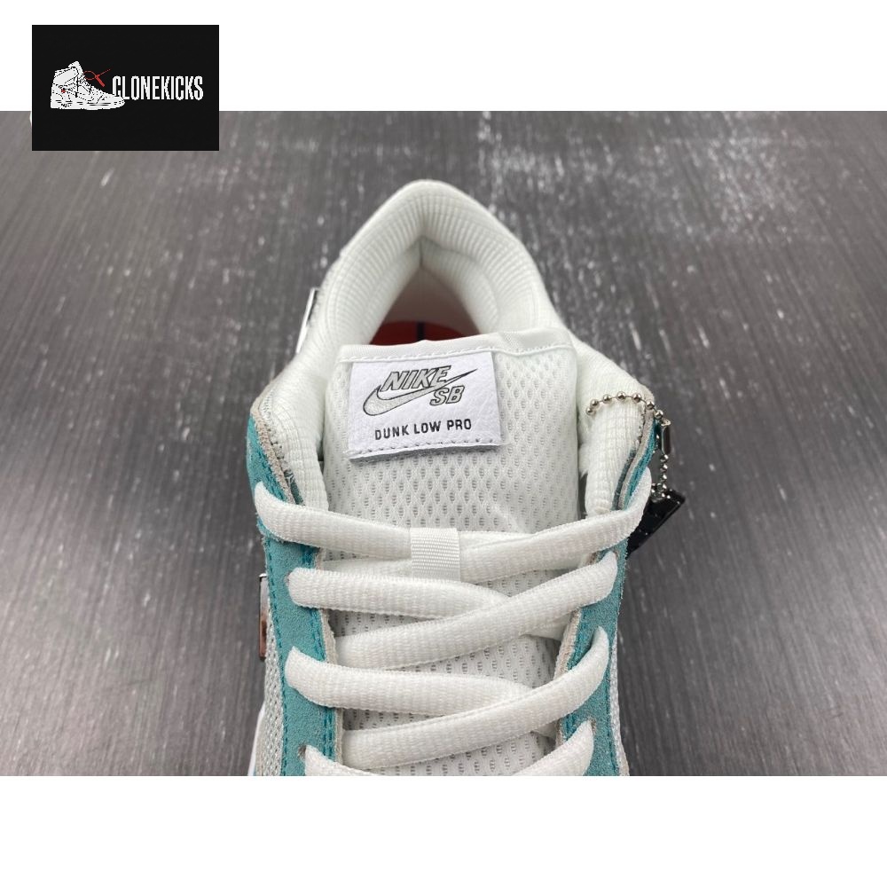 April Skateboards x Nike SB Dunk Low FD2562-400 36-475 - Image 2