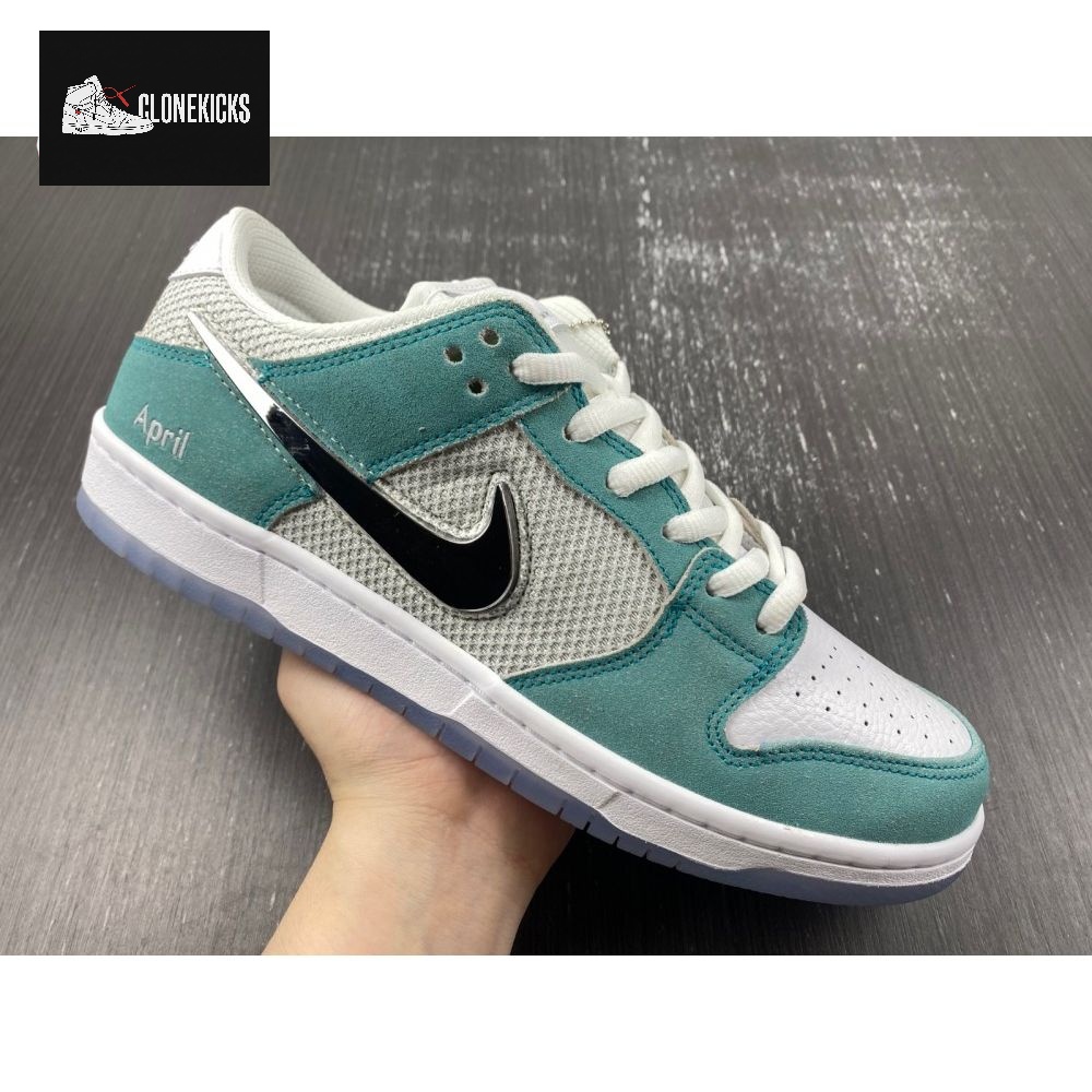 April Skateboards x Nike SB Dunk Low FD2562-400 36-475 - Image 12