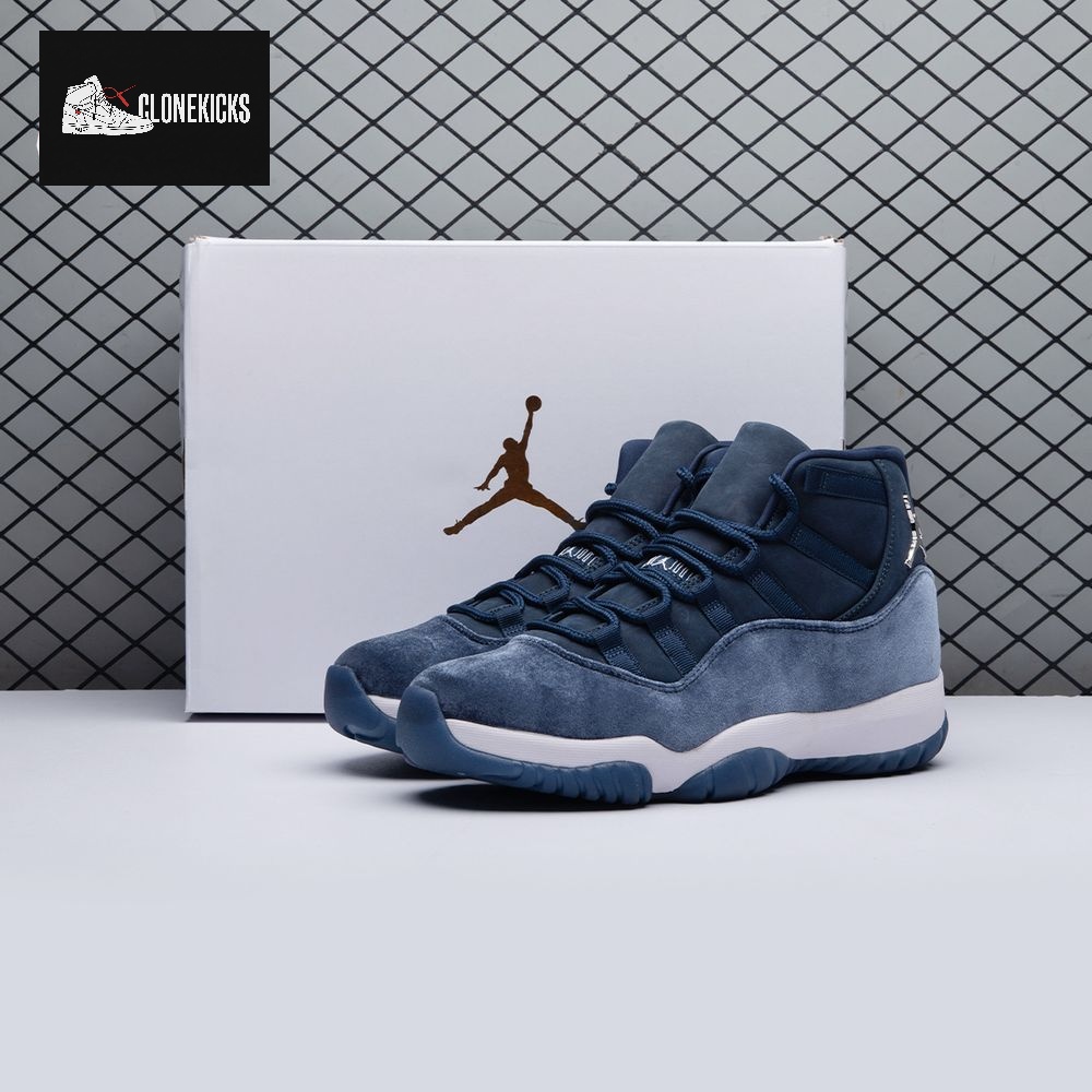 Jordan 11 Midnight Navy AR0715-441 Men's