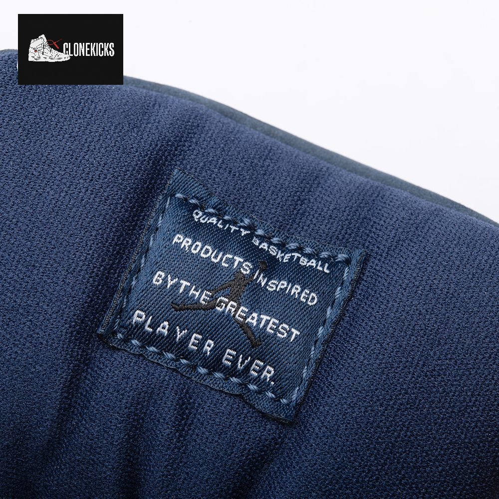 Jordan 11 Midnight Navy AR0715-441 Men's - Image 8