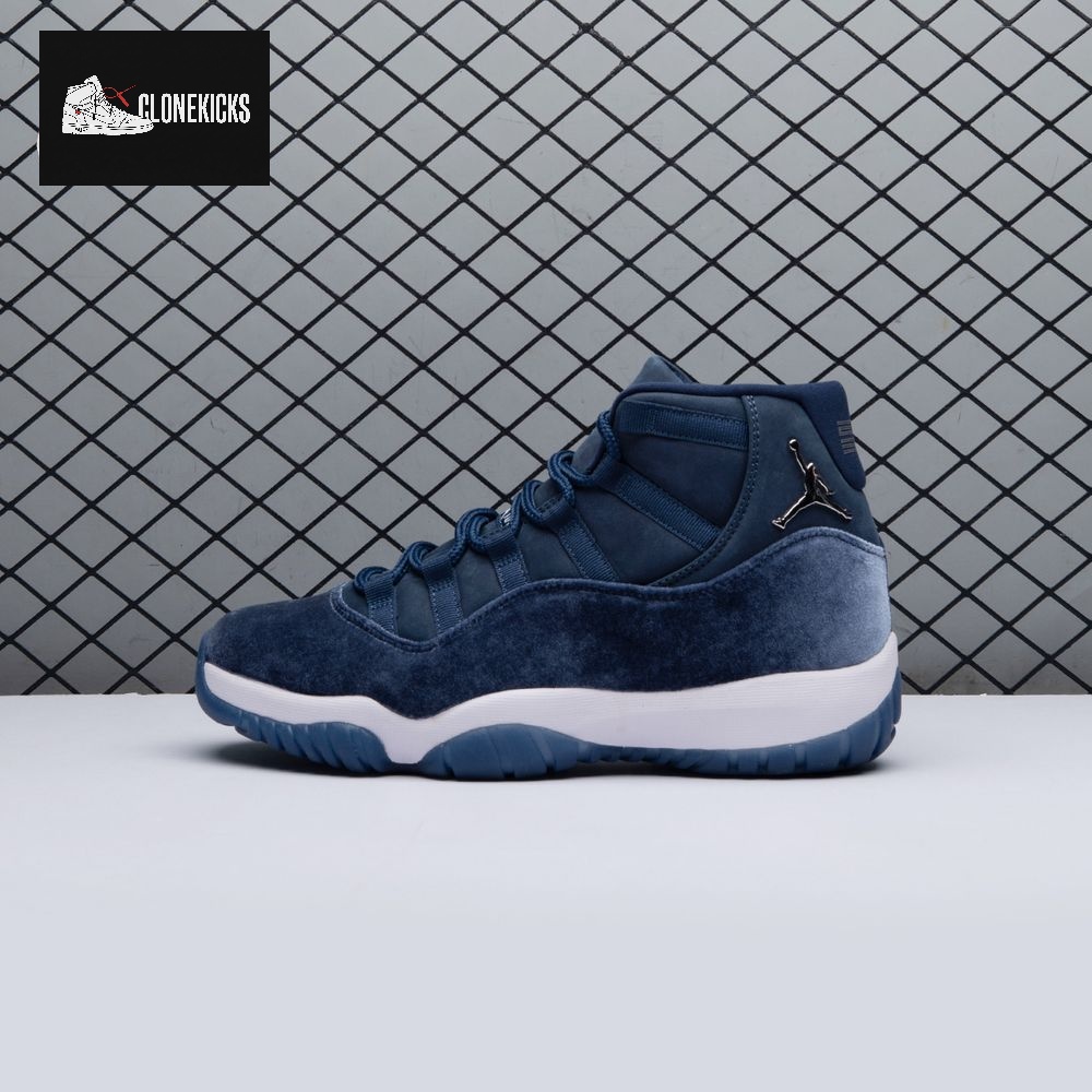 Jordan 11 Midnight Navy AR0715-441 Men's - Image 10