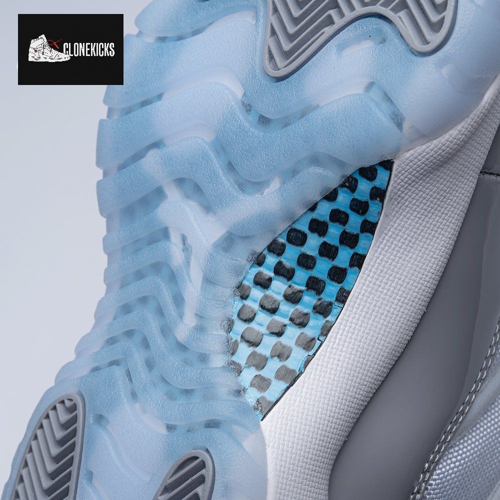 Jordan 11 Retro Low AV2187-140 Unisex - Image 2