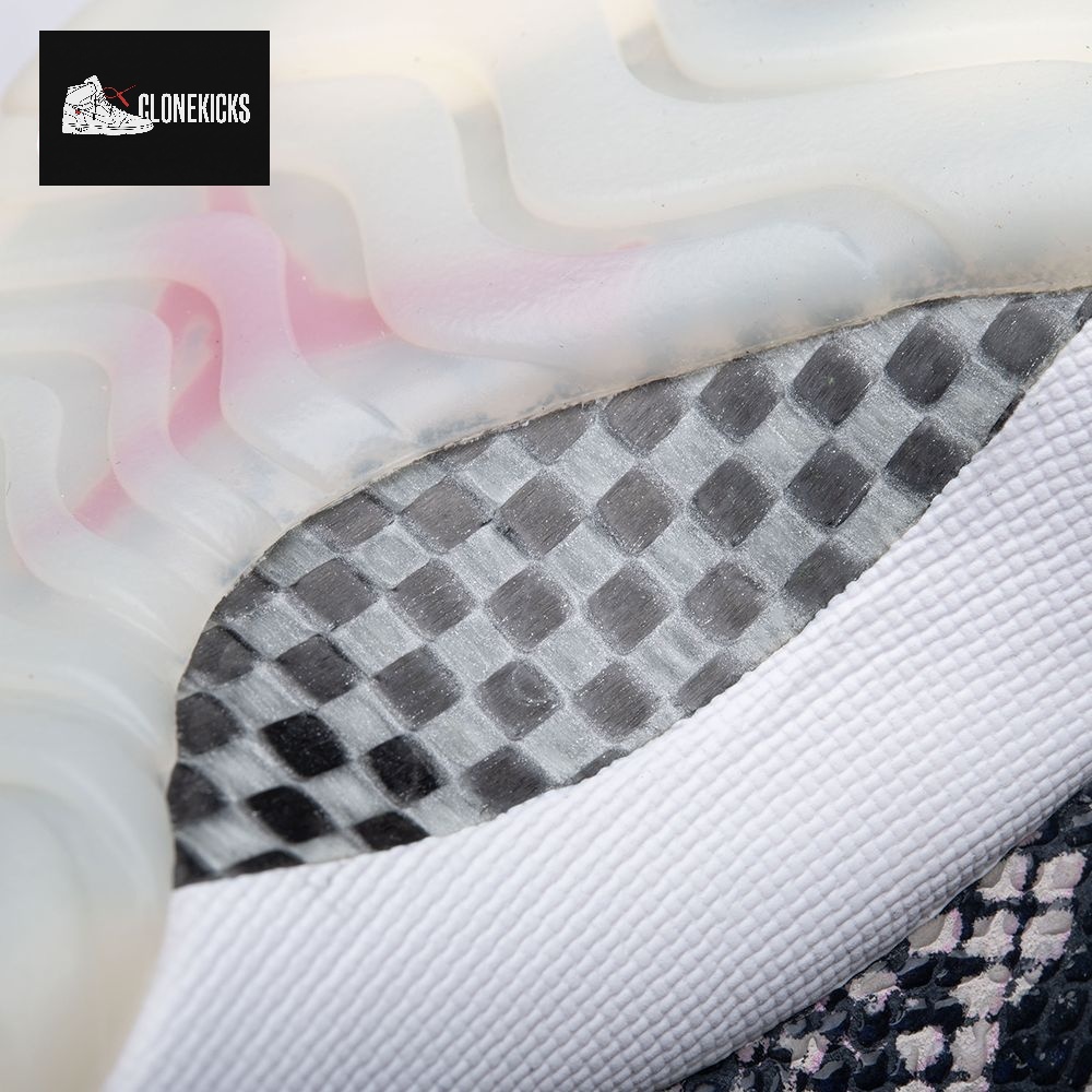 Jordan 11 Retro Low Snake Light Bone CD6846-002 Unisex - Image 4