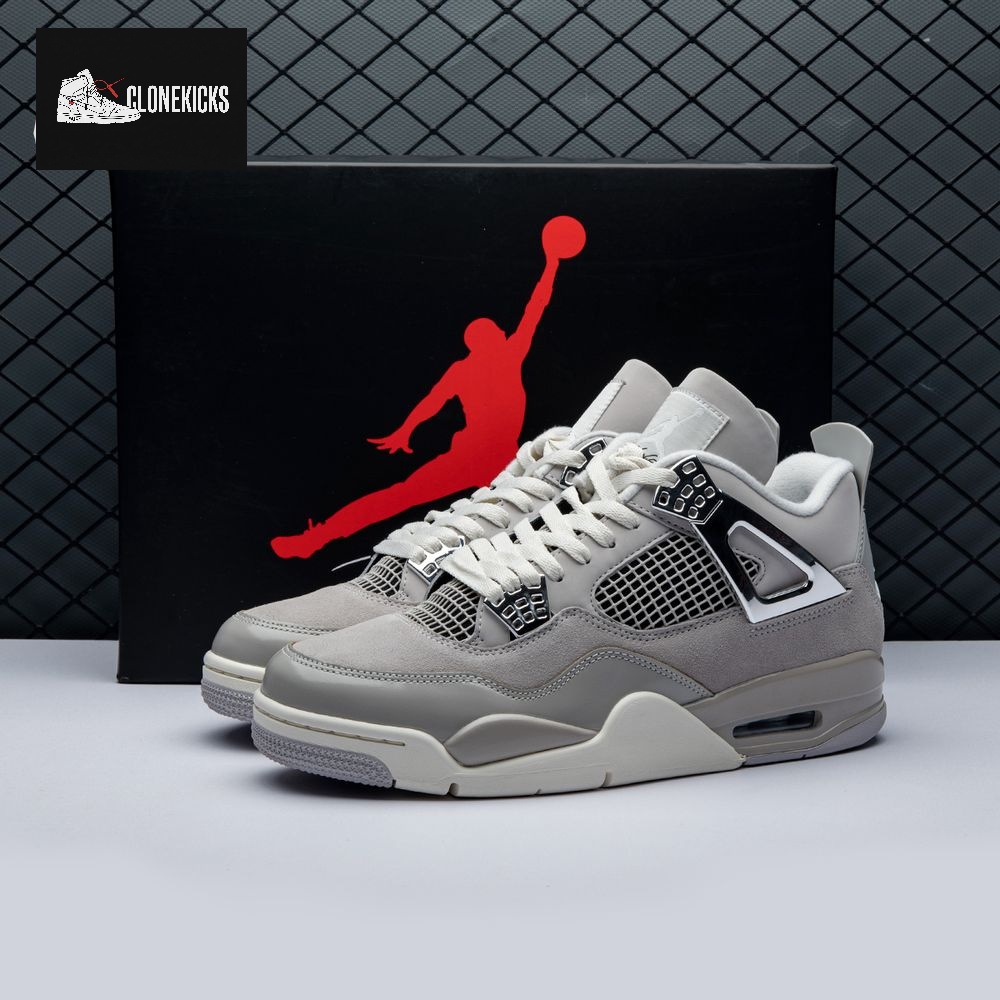 Jordan 4 Retro Frozen Moments AQ9129-001 Unisex