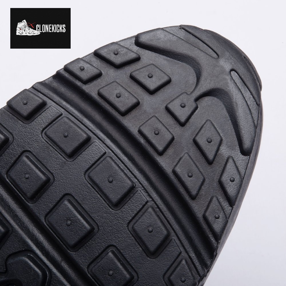 Nike Air Max 95 Essential Triple Black CI3705-001 Men's - Image 6