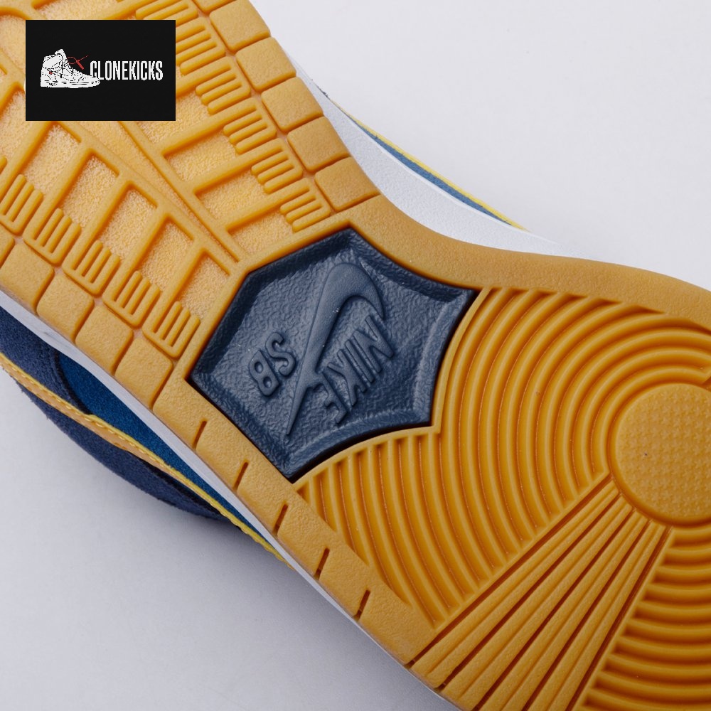 Nike SB Dunk Low Barcelona DJ0606-400 Unisex - Image 6