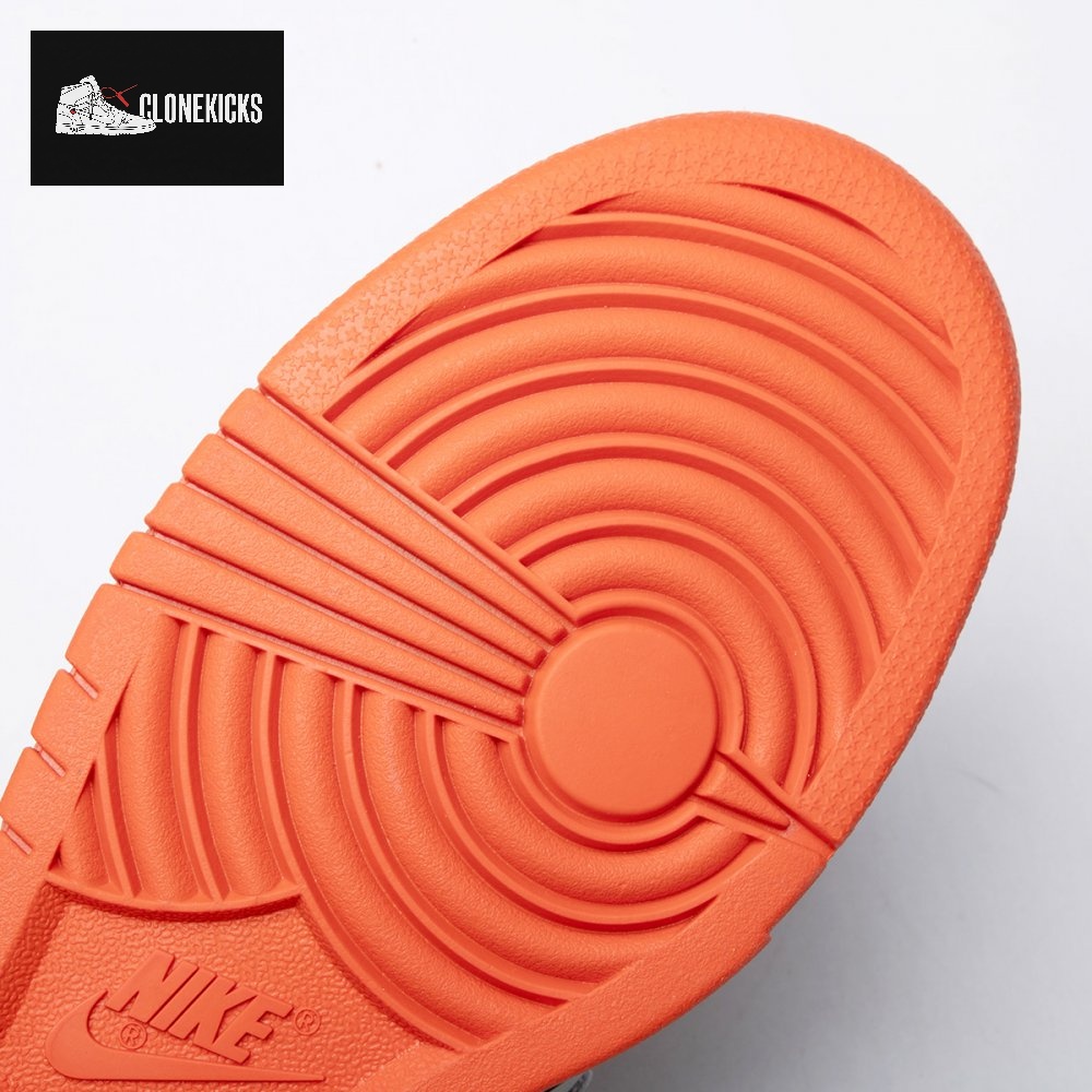 Nike SB Dunk Low Staple NYC Pigeon 304292-011 Unisex - Image 6