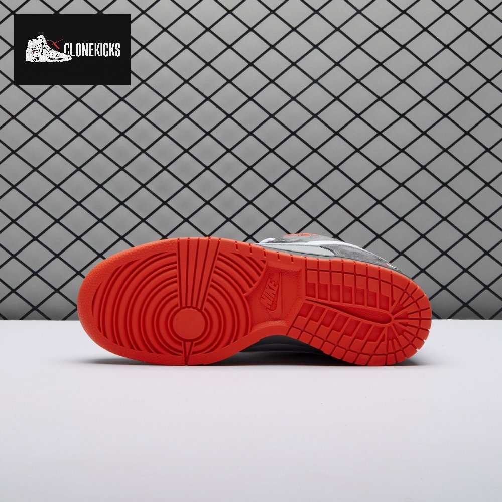 Nike SB Dunk Low Staple NYC Pigeon 304292-011 Unisex - Image 12