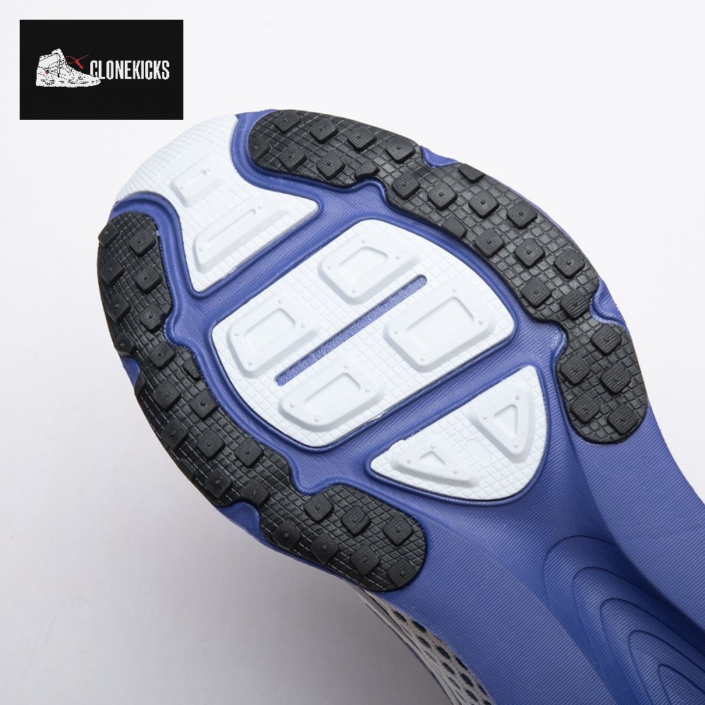 Nike Vomero 18 HM6803-104 Unisex - Image 5