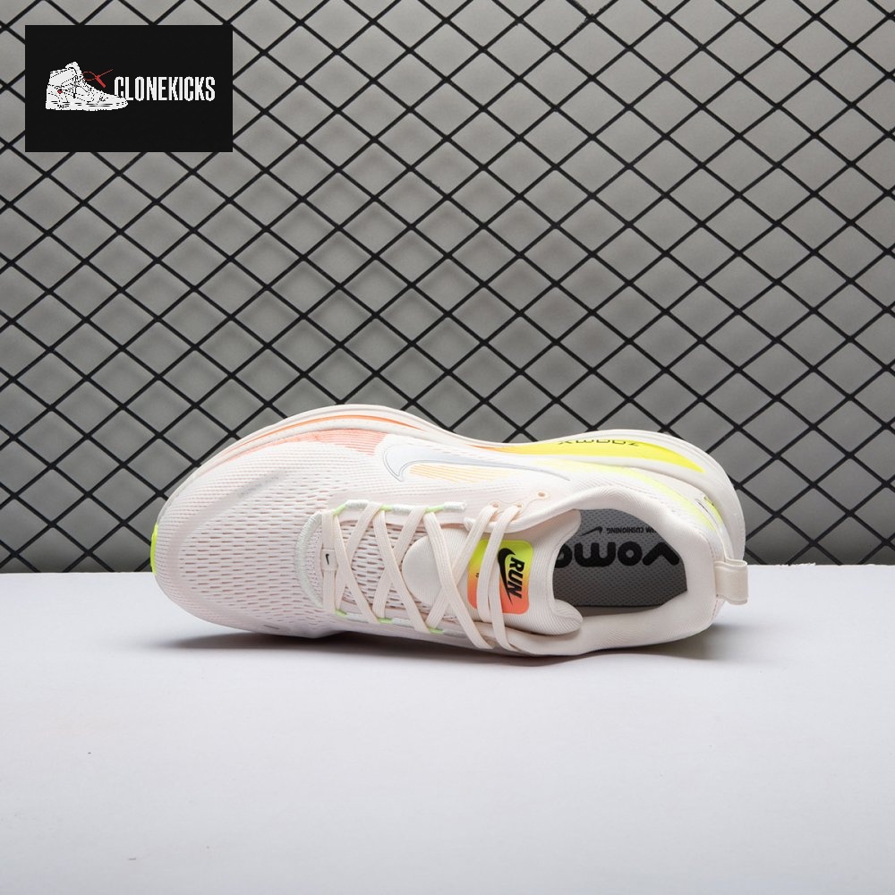 Nike Vomero 18 Phantom Light Wild Mango Volt HM6804-002 Unisex - Image 12