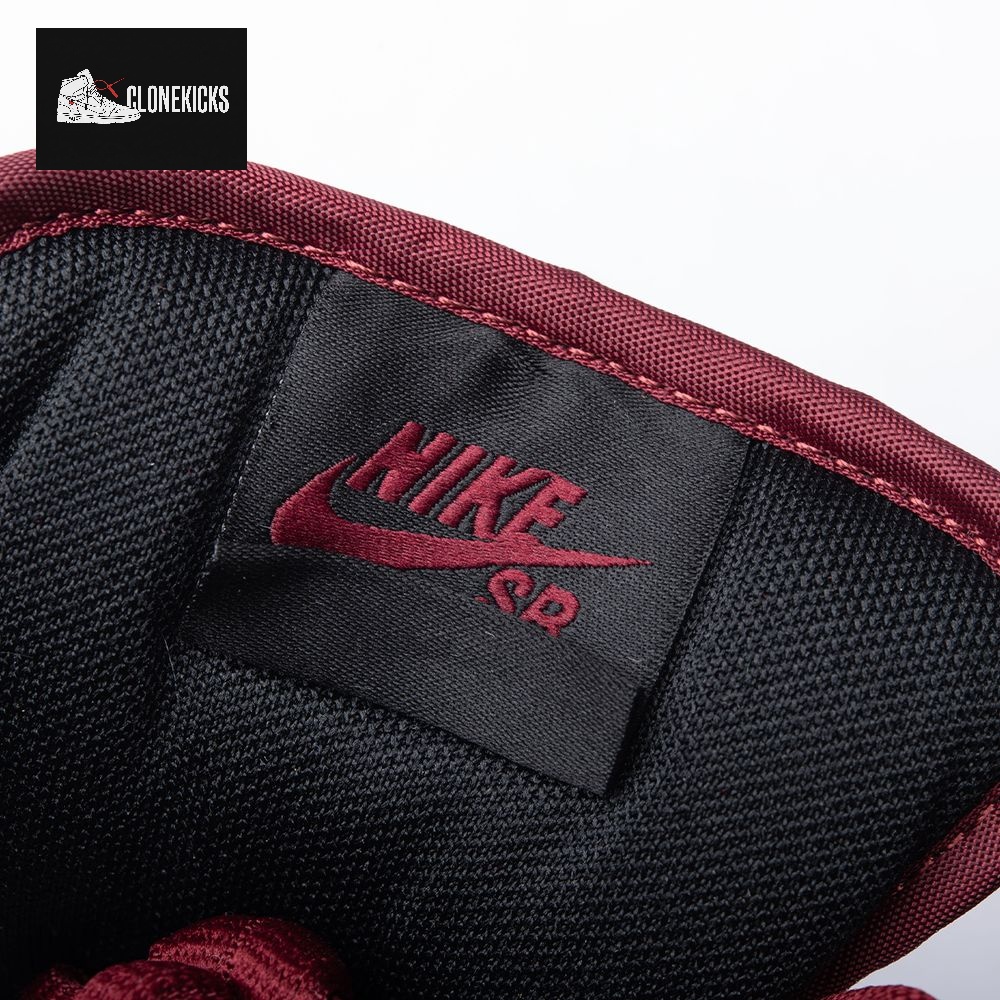 Riot Skateshop Nike SB Dunk Low FZ1289-200 Unisex - Image 7